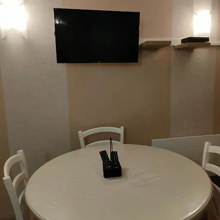 Apartment Jujuouragan